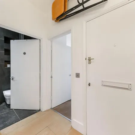 Stylish Soho One Bedroom Apartment Londres Exterior foto