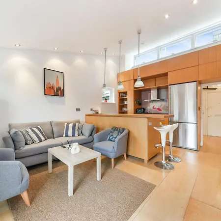Stylish Soho One Bedroom Apartment Londres Exterior foto